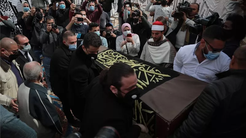 وسط غياب نجوم الفن.. تشييع جثمان يوسف شعبان