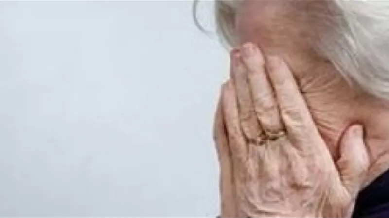 «اتجوز في أمريكا».. قصة سيدة مهددة بالطرد من منزلها