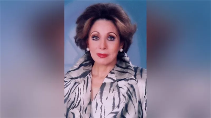 في يومها العالمي.. كيف انتصرت سينما لبنى عبد العزيز للمرأة؟