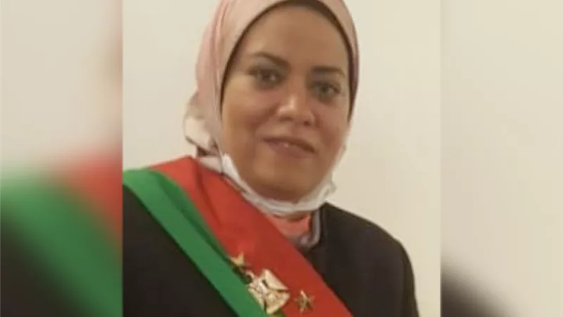 مستشارة بالنيابة الإدارية تمثل الهيئة في مباشرة الادعاء أمام المحكمة التأديبية