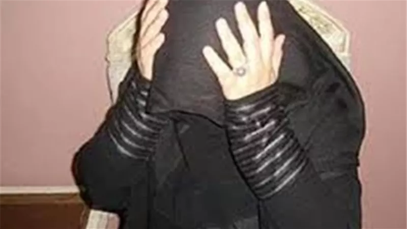  التحقيق مع «أخطر نصابة» في حلوان 
