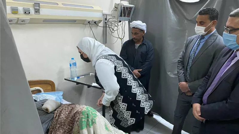 وزيرة التضامن: حريصون على تلبية مطالب مصابي مصنع الملابس المحترق