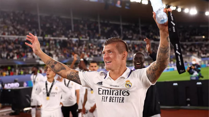 نجم ريال مدريد توني كروس يعلن اعتزاله اللعب رسميًا بعد يورو 2024 