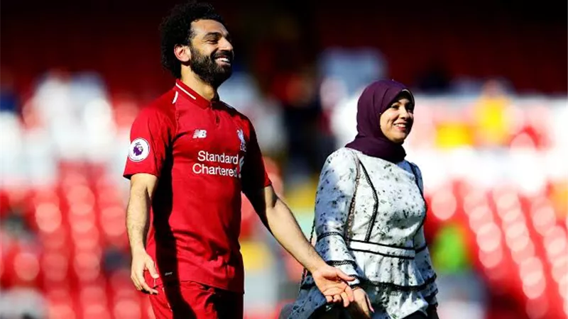 8 معلومات عن ماجي صادق زوجة محمد صلاح 
