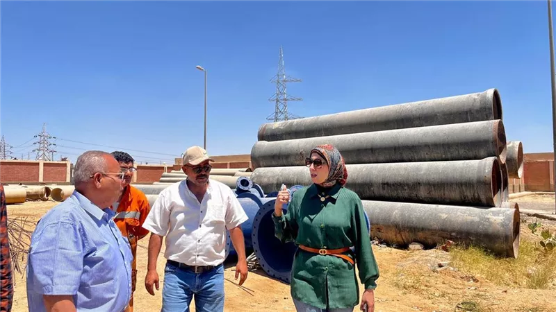 بالصور.. المهندسة أسماء مخلوف تتفقد شوارع وميادين المنطقة الصناعية بعتاقة