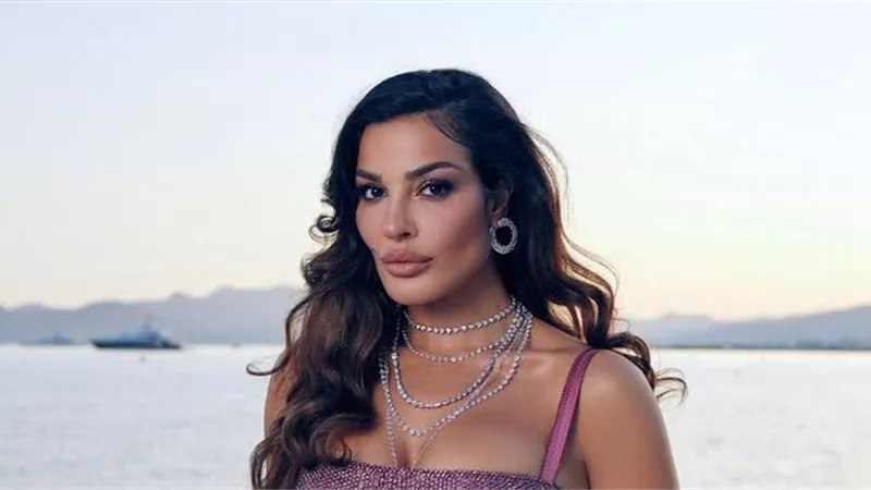نادين نسيب نجيم تثير الجدل برسالة شديدة اللهجة وتتجاهل توأمها المصري