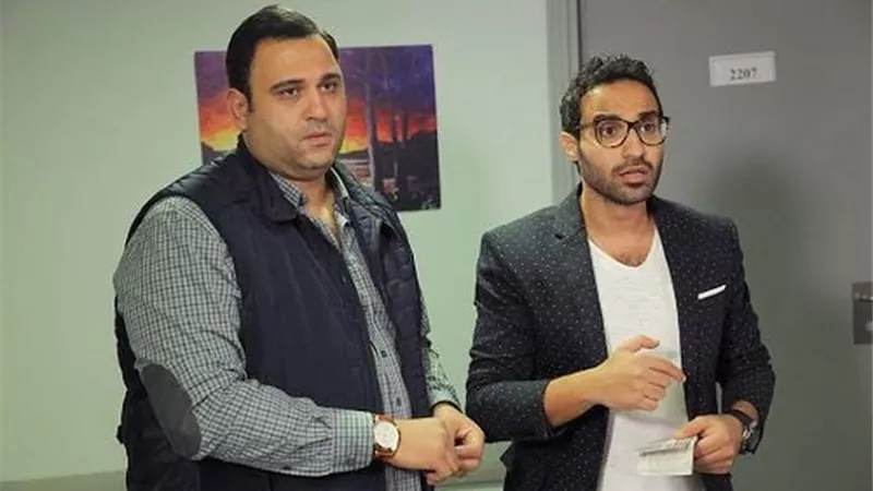 أحمد فهمي يهدد أكرم حسني بتقديم شكوى ضده في النقابة .. فما القصة؟  