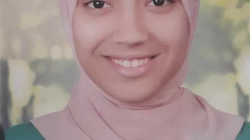 «هير نيوز» تهنئ الطالبة جنى علي الأولى في الشهادة الإعدادية بجنوب سيناء