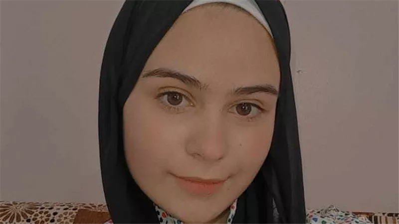 «هير نيوز» تهنئ الطالبة سارة رشاد الثالثة في الشهادة الإعدادية بجنوب سيناء