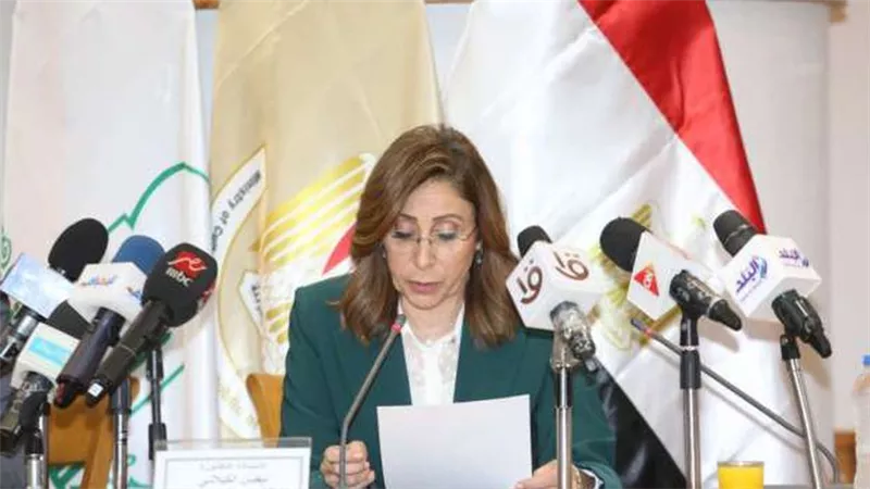 الأحد.. عزاء والدة وزيرة الثقافة نيفين الكيلاني