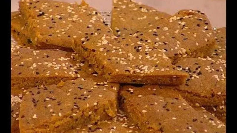 لافطار مميز.. طريقة تحضير كيكة العسل الأسود بالقرفة 