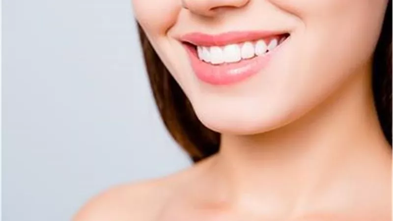 قبل عيد الأضحى.. أعشاب طبيعية تساعدك على تبييض أسنانك 