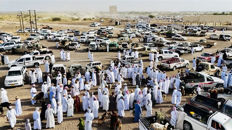 اقبالًا كثيفًا على «هبطات» عيد الأضحى بسلطنة عمان