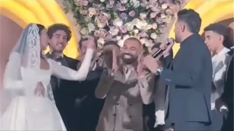 محمد هاني يدخل «قفص الزوجية» بحضور صلاح ومحمد حماقي يشعل الأجواء 