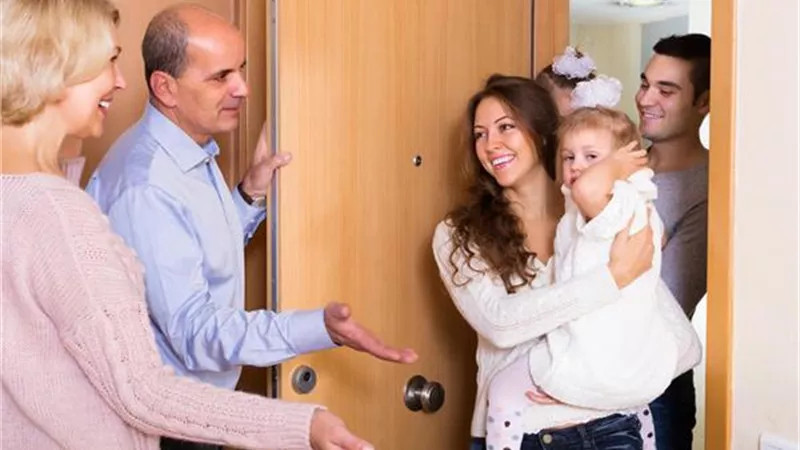 5 قواعد لإتيكيت الزيارات العائلية في عيد الاضحى.. تعرفي عليها