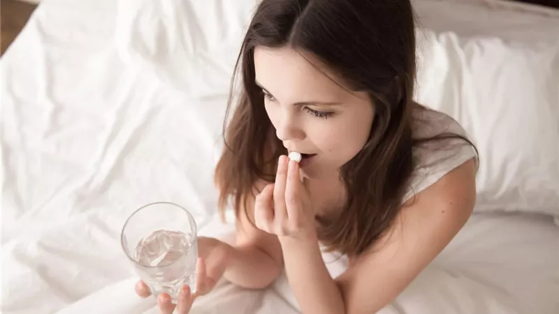 أثناء موجة الحر.. 7 أدوية شائعة يمكن أن تزيد من خطر الجفاف 