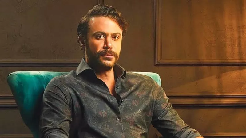 محمد إمام يعلن هزيمته أمام «ولاد رزق 3».. وهكذا علق