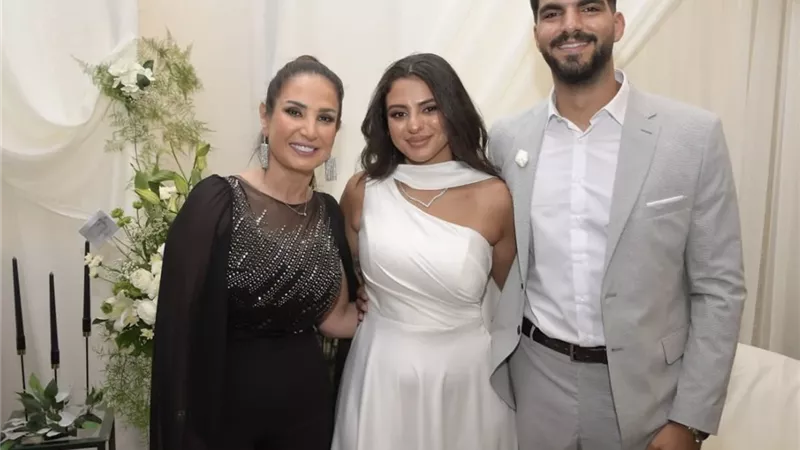 جمال ابنة أمل رزق حديث السوشيال ميديا بعد إعلان خطوبتها (صور)  