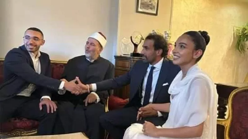 سلمى أبو ضيف تكشف سبب تأجيل حفل زفافها