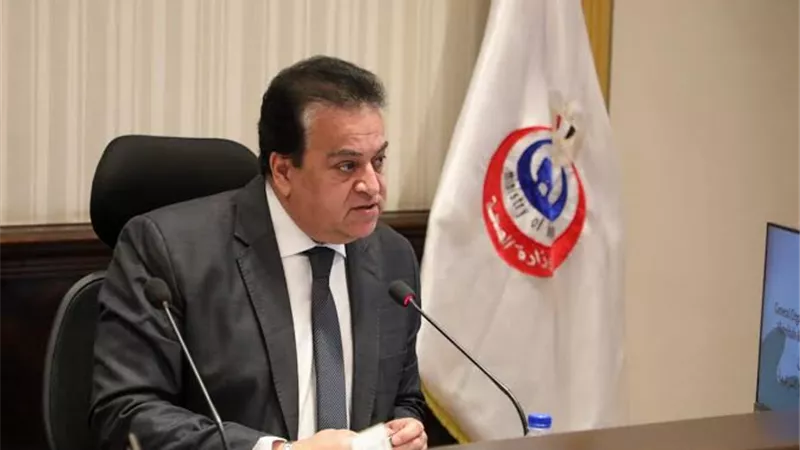 انجازات خالد عبد الغفار تنجح في بقائه بوزارة الصحة.. ما هي؟  
