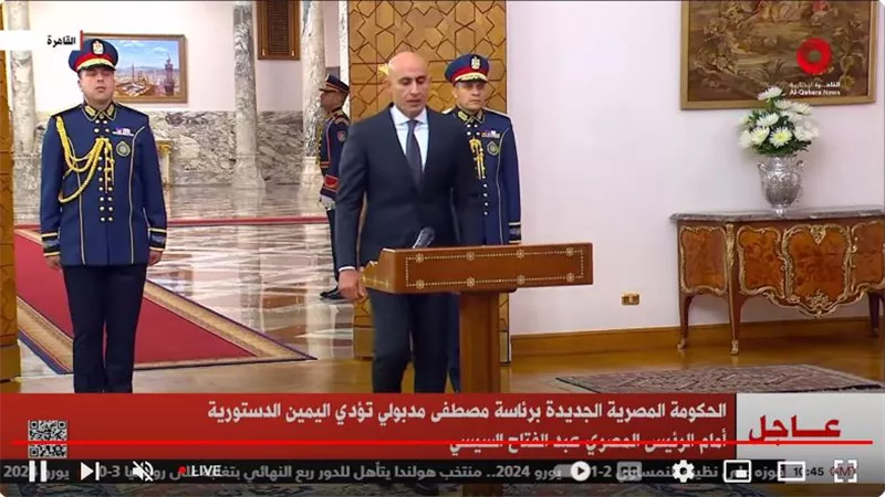 وزير التعليم الجديد: تأثرت بأمى وتعلمت منها الكثير