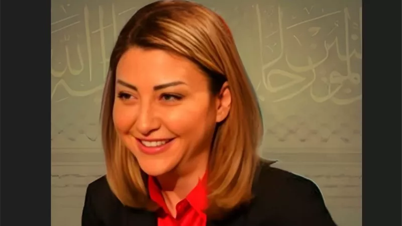 أهم امرأة في القصر الجمهوري.. «لونا الشبل» مستشارة بشار الأسد تتعرض لحادث مروع