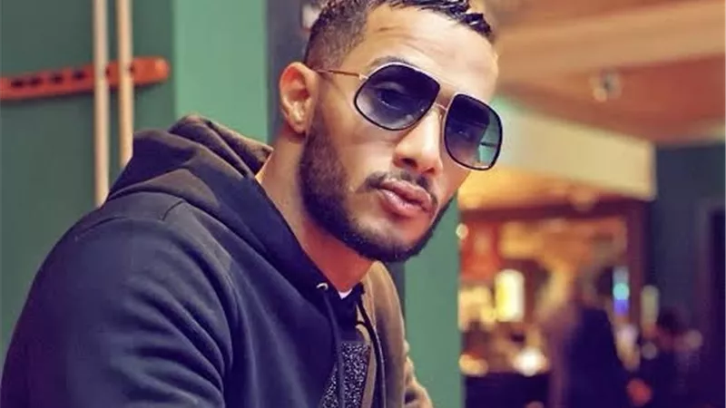 بين المؤيد والمعارض.. رد فعل السوشيال ميديا بعد واقعة صفعة محمد رمضان 