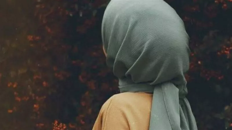 هل يجوز الجلوس أمام زوج الأخت بدون حجاب؟ .. مفتي الجمهورية يجيب