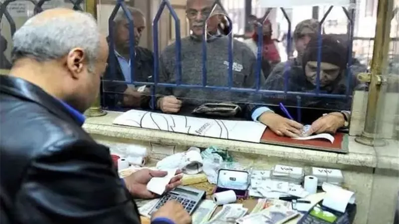 موعد صرف معاشات شهر أغسطس 2024 بالزيادة 15%