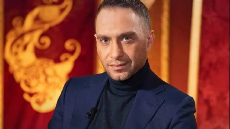 حسام حبيب يتخطى أزمته مع شيرين عبدالوهاب بـ«اثبتلي حبك»