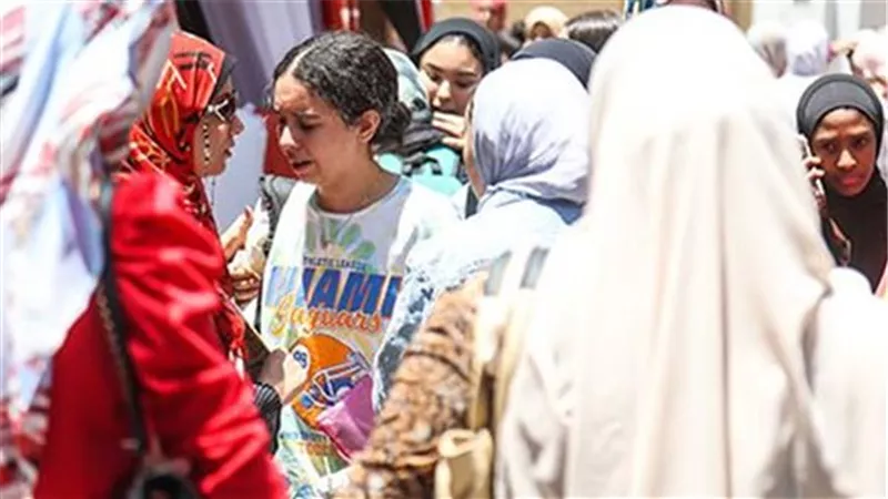 صعوبة امتحان الكيمياء ثانوية عامة 2024 تسبب انهيار الطالبات.. وأولياء الأمور: «حرام عليكم»