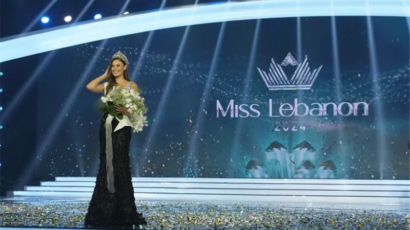 لبنان يتوج ندى كوسا ملكة على عرش الجمال لعام 2024 بحضور إليسا (صور) 
