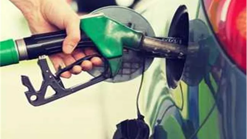 قرار برفع أسعار البنزين والسولار