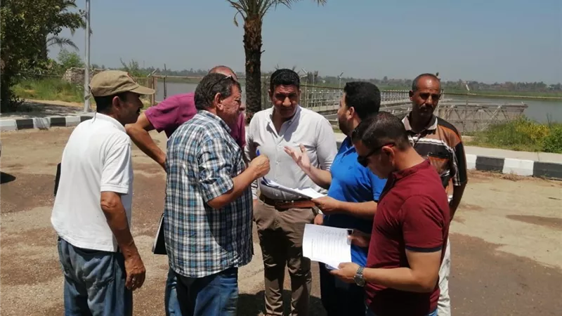 وزير الإسكان يتابع موقف مشروعات مياه الشرب والصرف والمرافق بمدن الصعيد الجديدة
