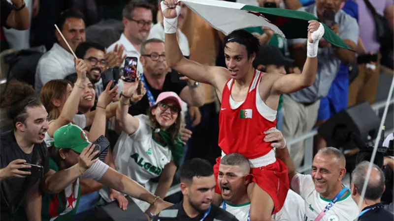 بعد فوزها بذهبية باريس.. إيمان خليف تتقدم بشكوى بسبب التحرش عبر الإنترنت