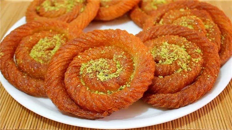 طريقة عمل المشبك بخطوات سهلة في المنزل