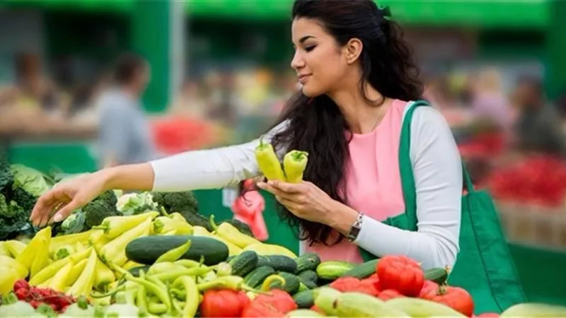 لإعداد طعام أسرتك.. أسعار الخضروات والفاكهة اليوم الجمعة 16 أغسطس 2024
