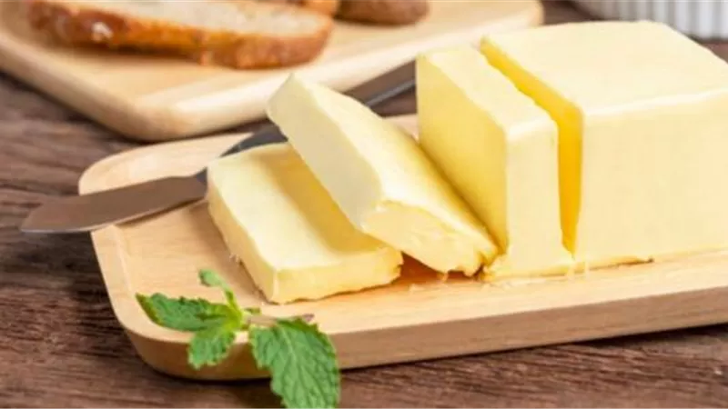تفسير رؤية الزبدة في المنام وإرتباطها بتخطي الأزمات المالية