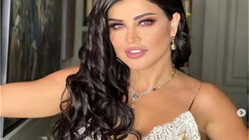 وصلة رقص من جومانا مراد بحفل عيد ميلاد زوجة المنتج جمال العدل