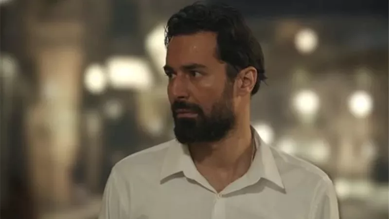 عمر أفندي الحلقة 2| أحمد حاتم يكشف المستور عن حياة والده  