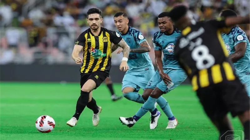 موعد والقناة الناقلة لمباراة اتحاد جدة والتعاون في الدوري السعودي