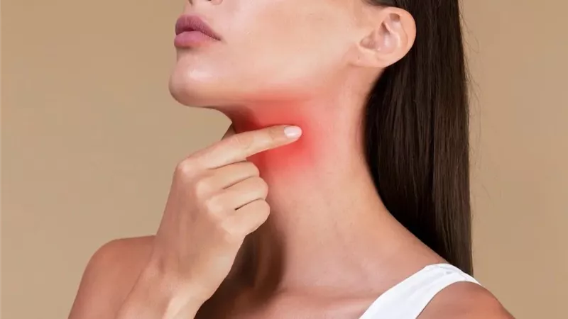 لا تتجاهليها.. 9 أعراض غير شائعة للسرطان