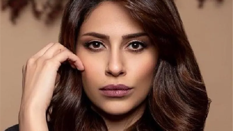 الفنانة السعودية إلهام علي تحصد جائزة أفضل ممثلة آسيوية لعام 2024
