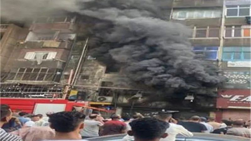 مصرع سيدة وإصابة 19 في حريق عقار بالإسكندرية
