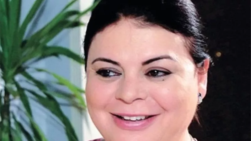 فنانات كانوا في مكانة الزوجة الثانية.. أبرزهم ماجدة زكي