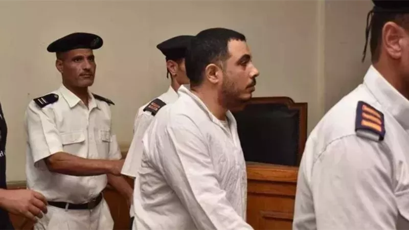 بعد احالة أوراقه للمفتي.. جنايات القاهرة تعقد جلسة للحكم على «سفاح التجمع»