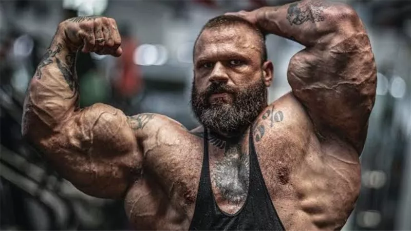 ما سبب وفاة أضخم لاعب كمال أجسام في العالم بعمر 36 عامًا؟