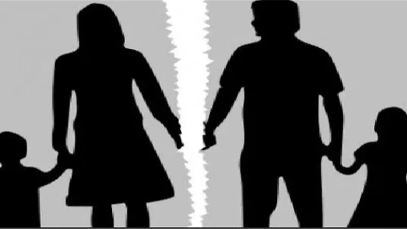 للمرأة الحاضنة.. كيفية الحصول على حق السفر بالأولاد حال نشوب خلافات زوجية؟
