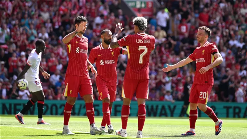 بث مباشر | مباراة مانشستر يونايتد وليفربول في الدوري الإنجليزي
