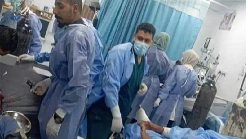 وفاة وإصابة عدد من المصريين في حادث سير بليبيا.. والخارجية تتابع